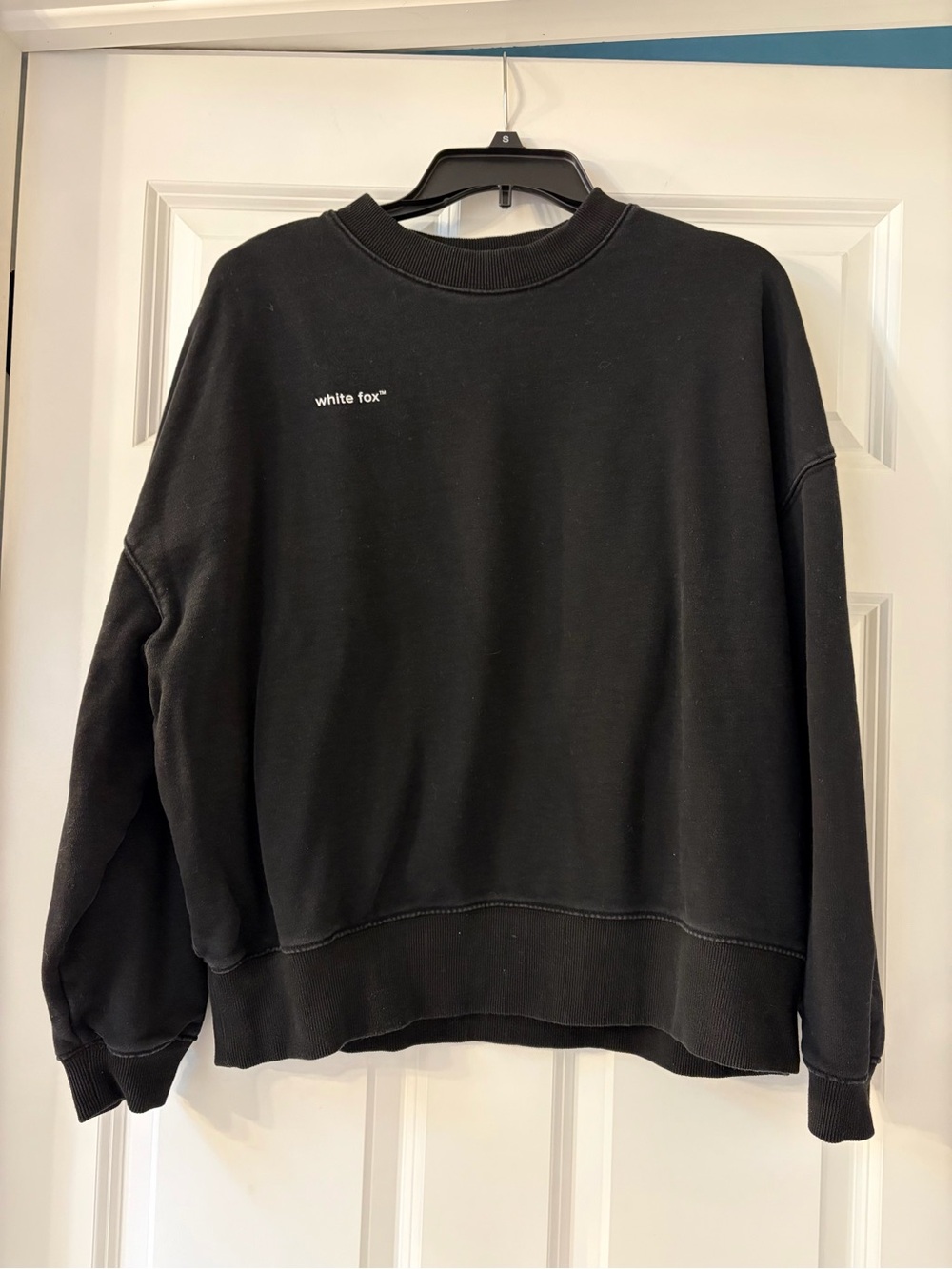 White Fox Boutique Black Minimal Logo Crewneck Sweatshirt